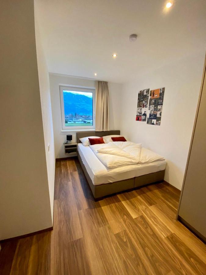 Appartement Theview Kreuzjoch à Fügen Extérieur photo